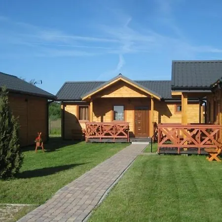 Jaktstuga Villa Aurelia Pokoje I Domki W Mielenku - Blisko Plazy Mielenko