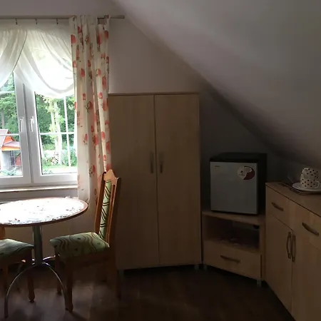 Jaktstuga Villa Aurelia Pokoje I Domki W Mielenku - Blisko Plazy *