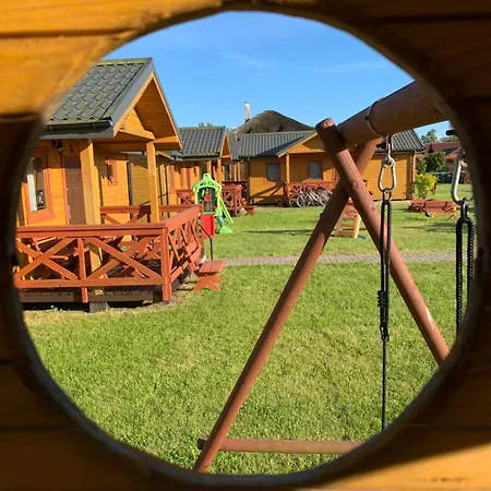 Jaktstuga Villa Aurelia Pokoje I Domki W Mielenku - Blisko Plazy