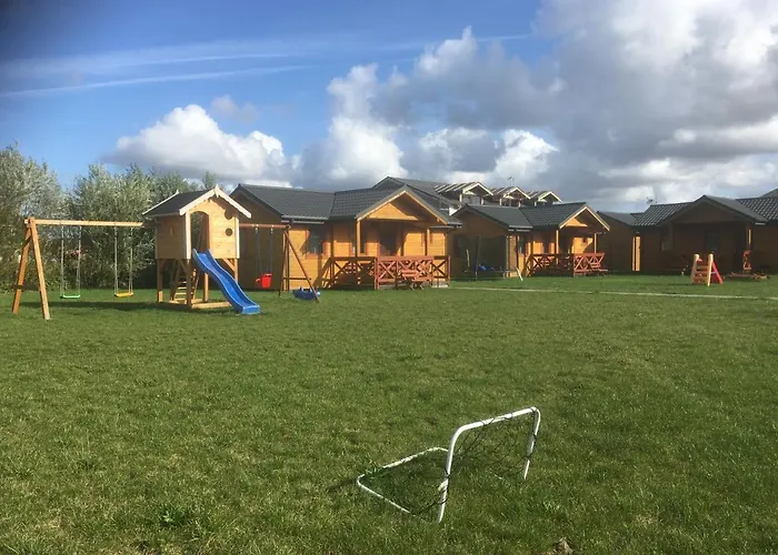 Aurelia Goscinne I Letniskowe Lodge *